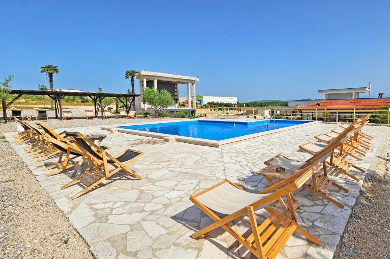 Bungalovi Amfora Ljubuški Kültér fotó